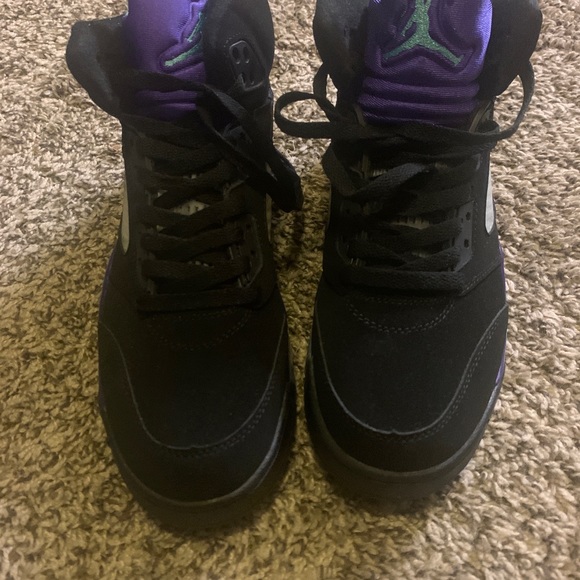 black grape 5s